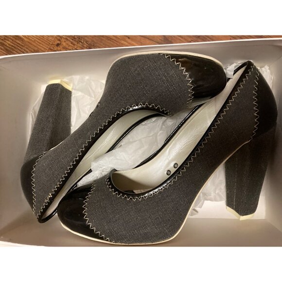 Theory Women's Black & Grey Heels Size 40 New In Box - Picture 7 of 8